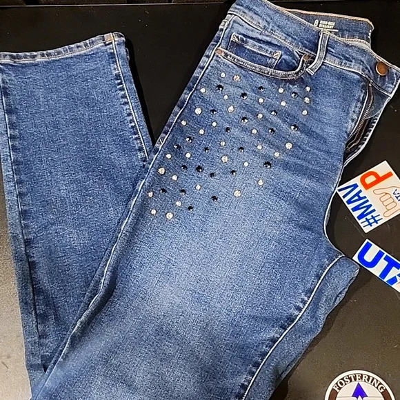 Jeweled Jeans - Picture 1 of 4
